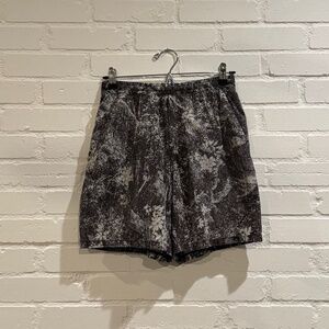 Lululemon Men's Athletic Shorts, Medium